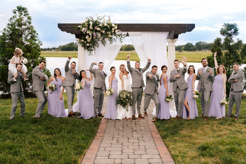 Charlotte_Wedding_Photographers_Lindsey_Ryan_Champagne_Manor465