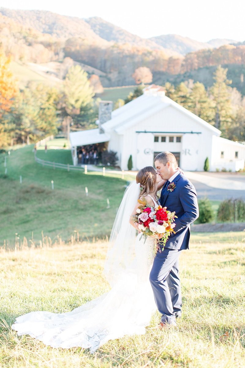 chestnut-ridge-wedding-canton-nc-cassie-travais-141