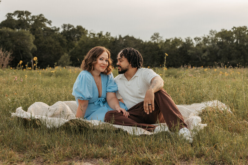 Commons Ford Ranch Couples Session