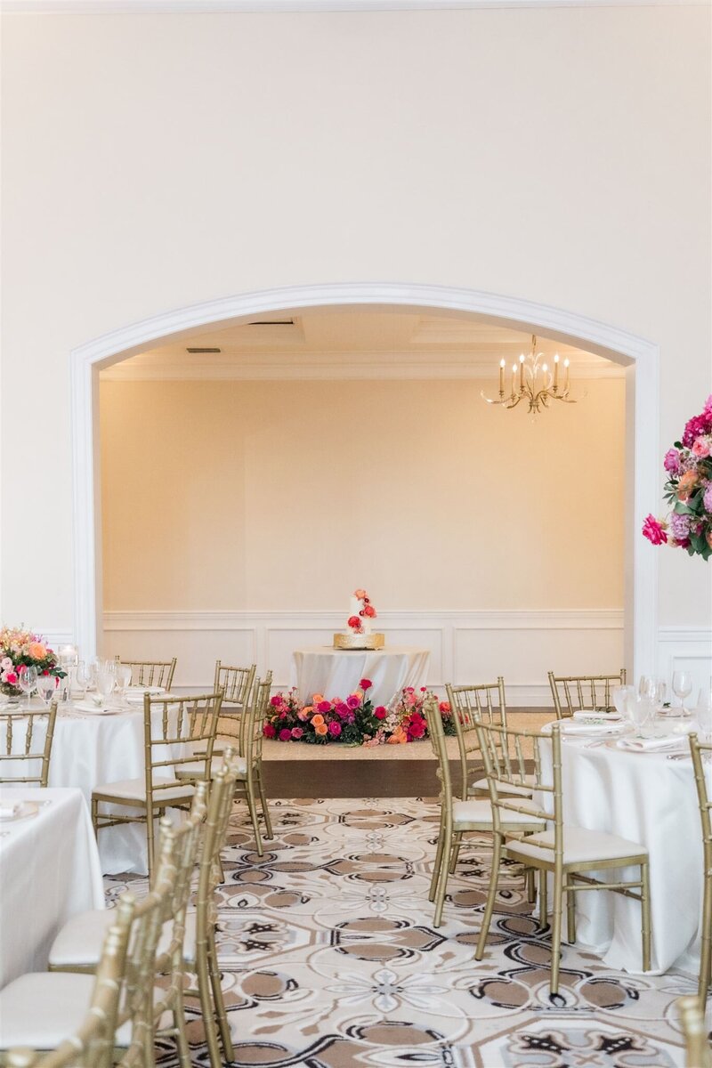 Wedding reception details at the country club of Orlando by orlando wedding photographer 
