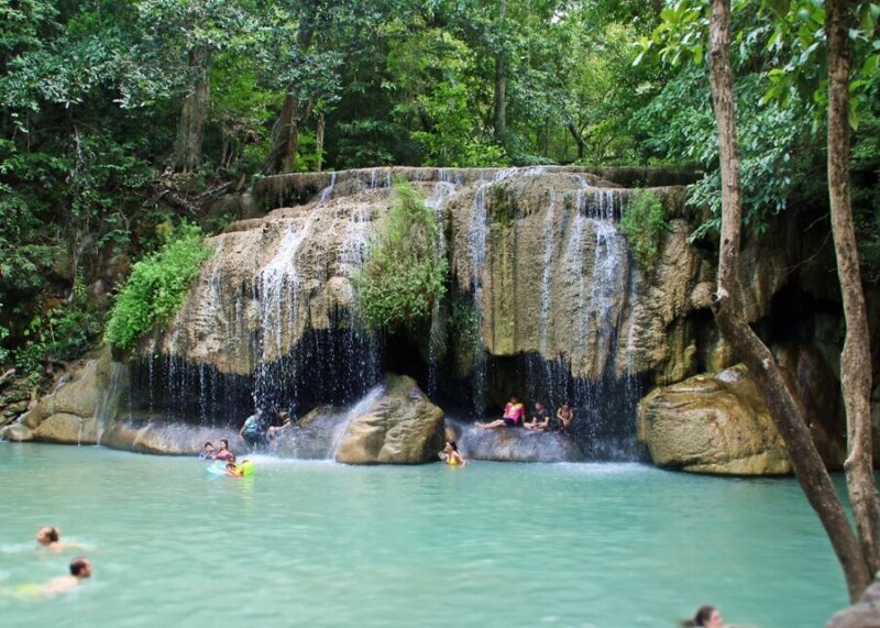 Thailand-Erawan-waterval