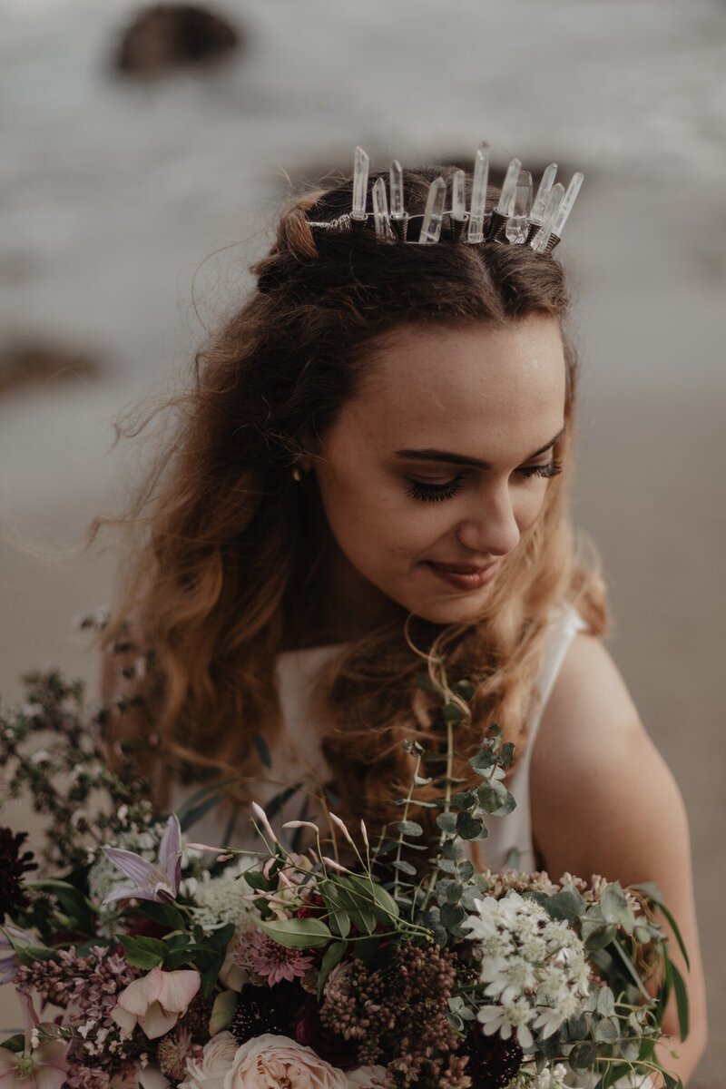 malibu-beach-elopement-boho-bride-crystal-tiara-crown