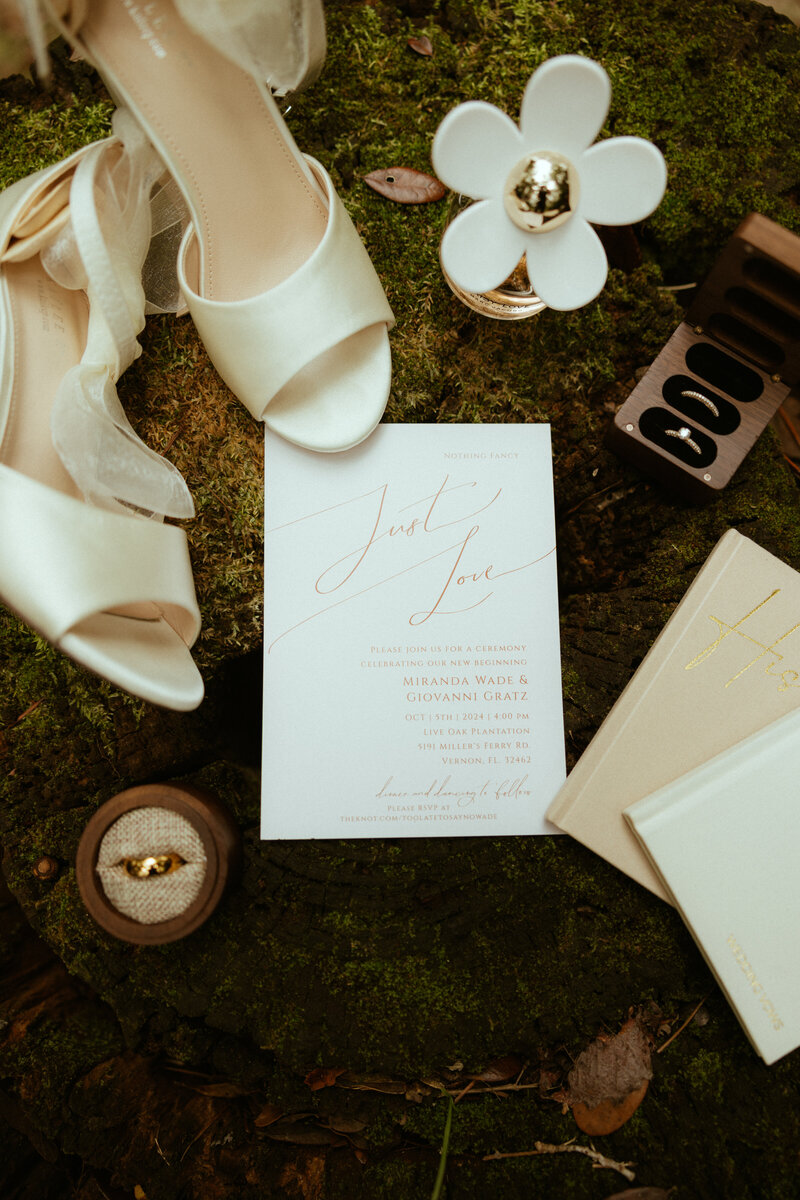 wedding detail photo