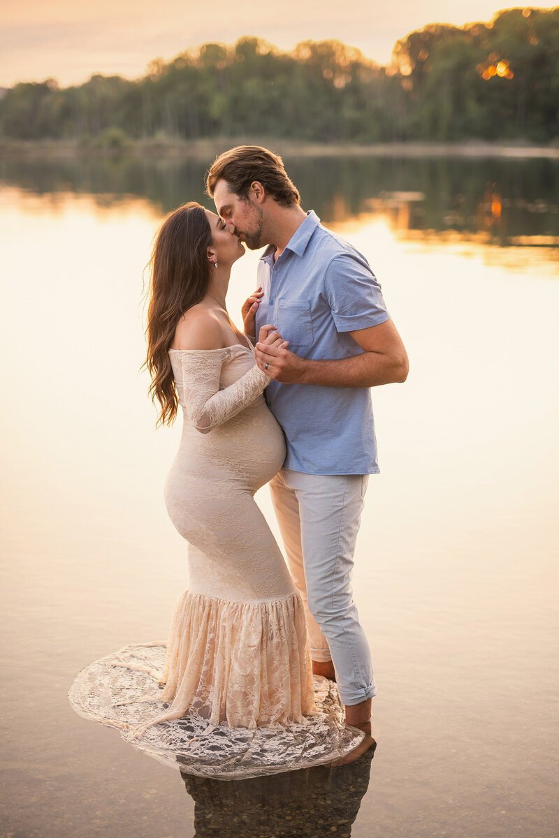 Maternity Photography in London Ontario and Port Stanley