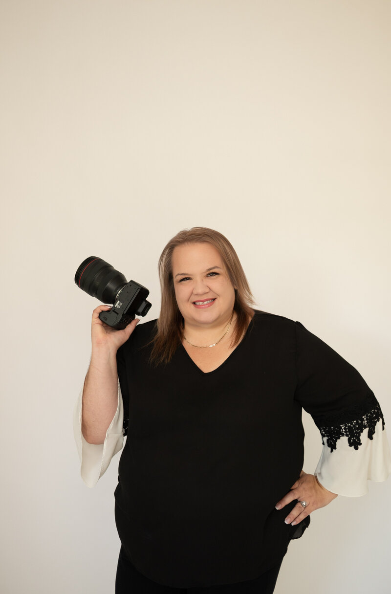 Tracy Townsend editing her St Augustine wedding photographs