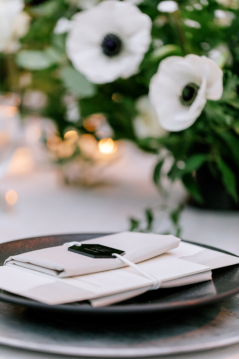 napa-wedding-photographers-dejaureguis-erin-courtney-meadowood-wedding-0075