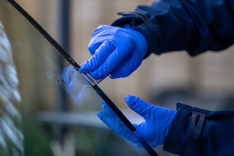 Superglass UK Franchise Owner repairing windscreen