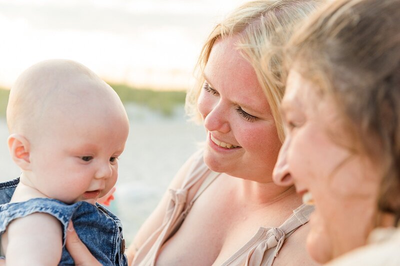 candid-family-session-wrightsville-beach-2