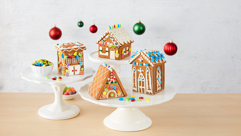 premium gingerbread village