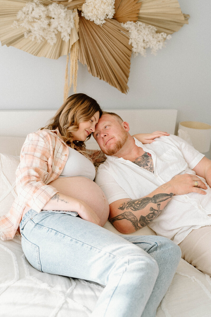 Bec and Jack - Home Maternity Shoot - Sweet Valencia Photography-40