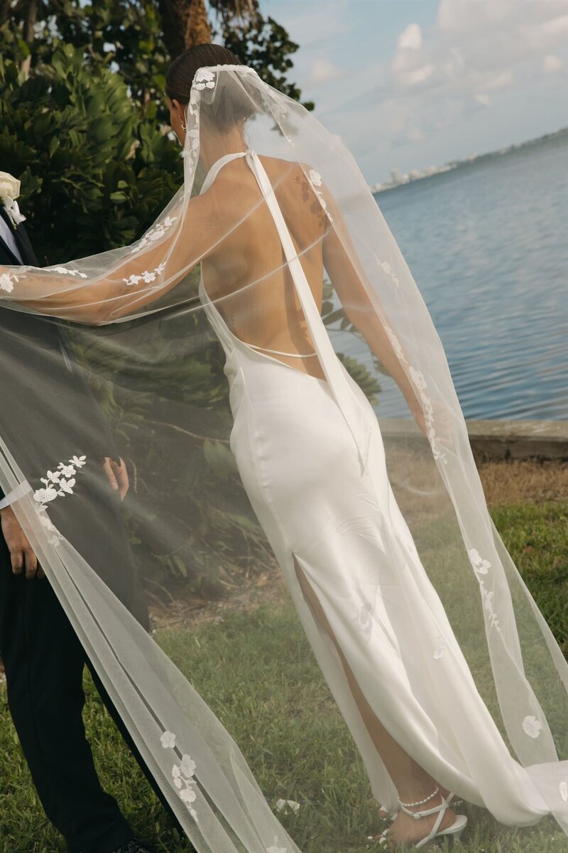 bride with stunning veil at Powel Crosley Sarasota