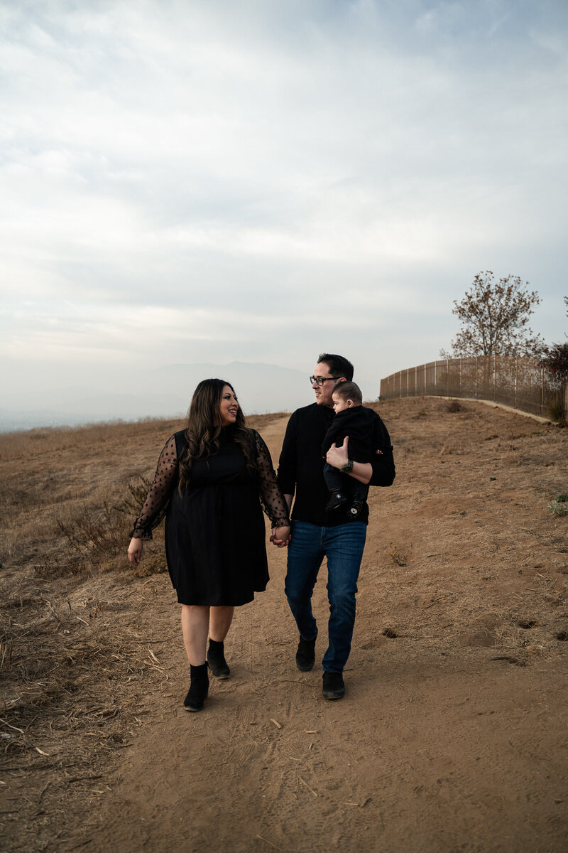 Lake Elsinore Family Photographer