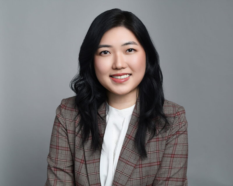 Professional headshots women executives Toronto – Ellahrika