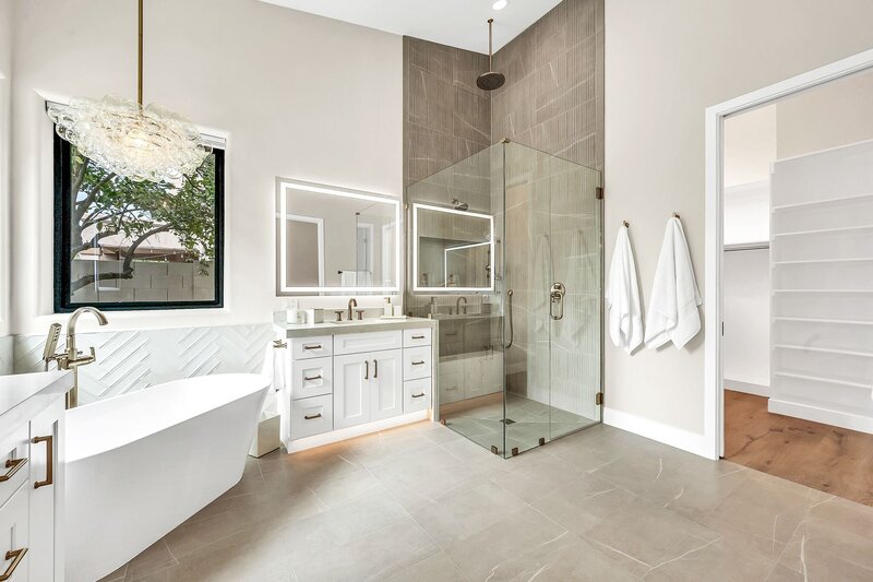 6421 E Winchcomb Dr-31