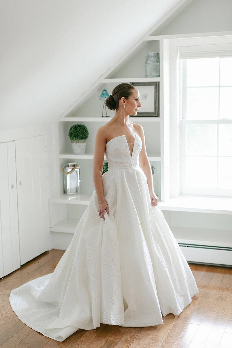 bridal-portrait-ballgown