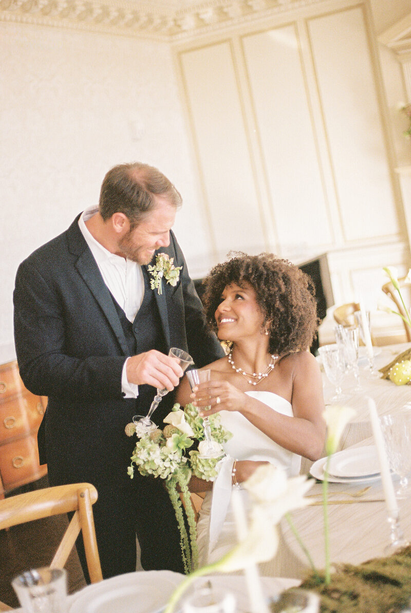 Virginia-Spring-Intimate-Wedding-Estate-at-River-Run-on-35mm-Film-21