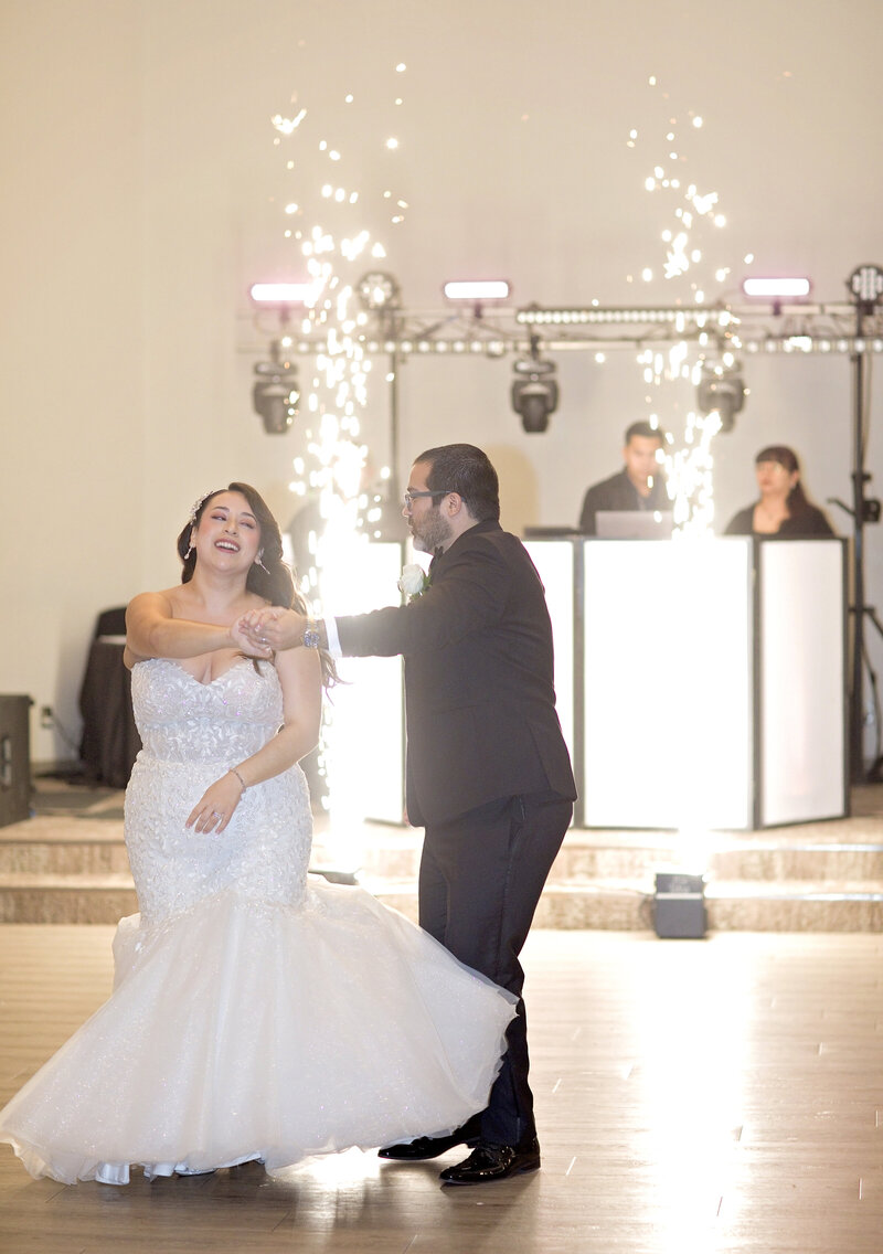 first dance-robin rogers photography