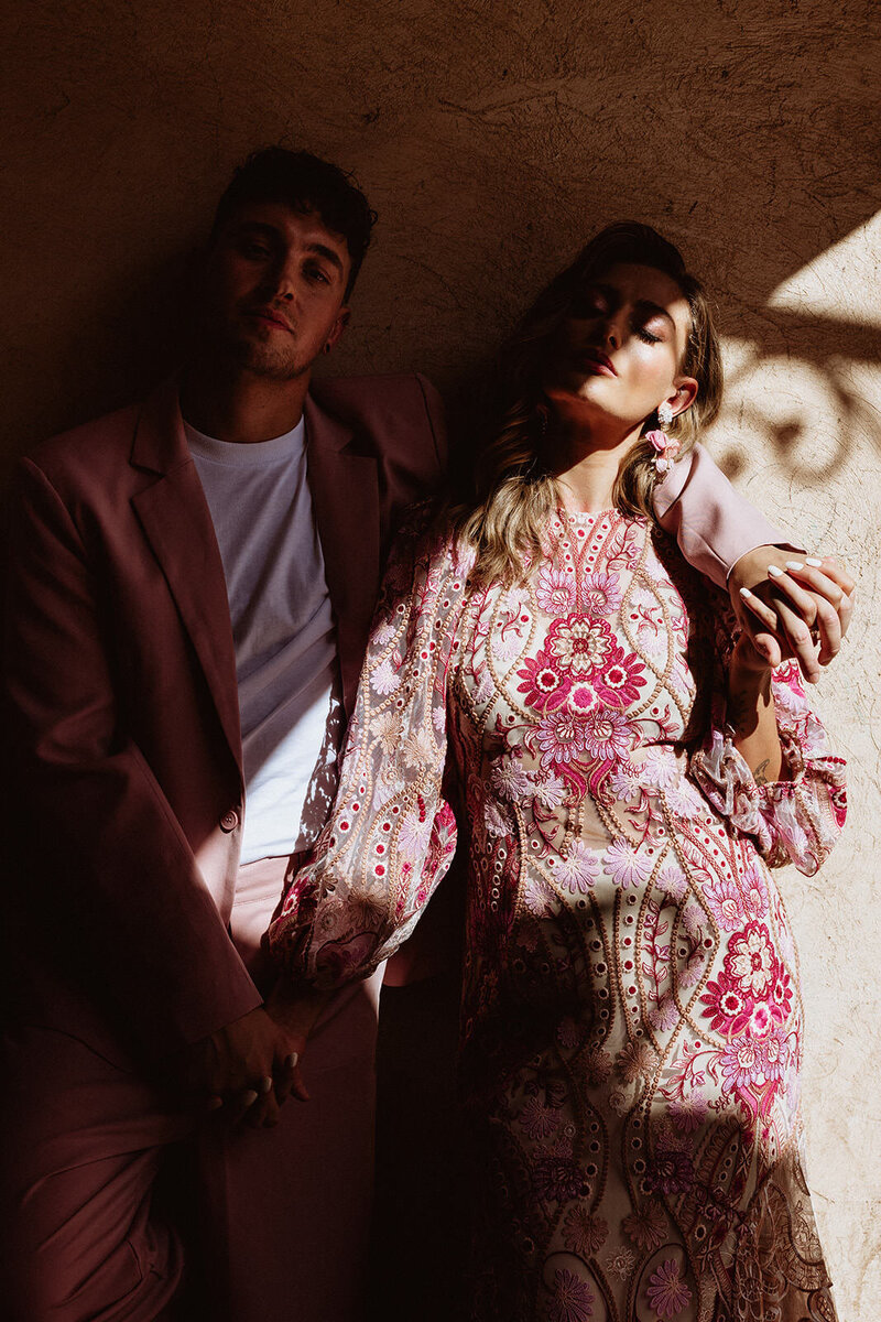 bride and groom in shadow in marrakesh