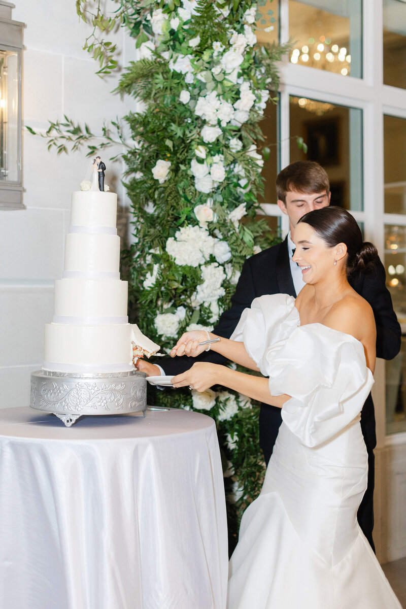82 2023.10.21 Rebecca and Austin Equestrian Hotel Wedding-6082