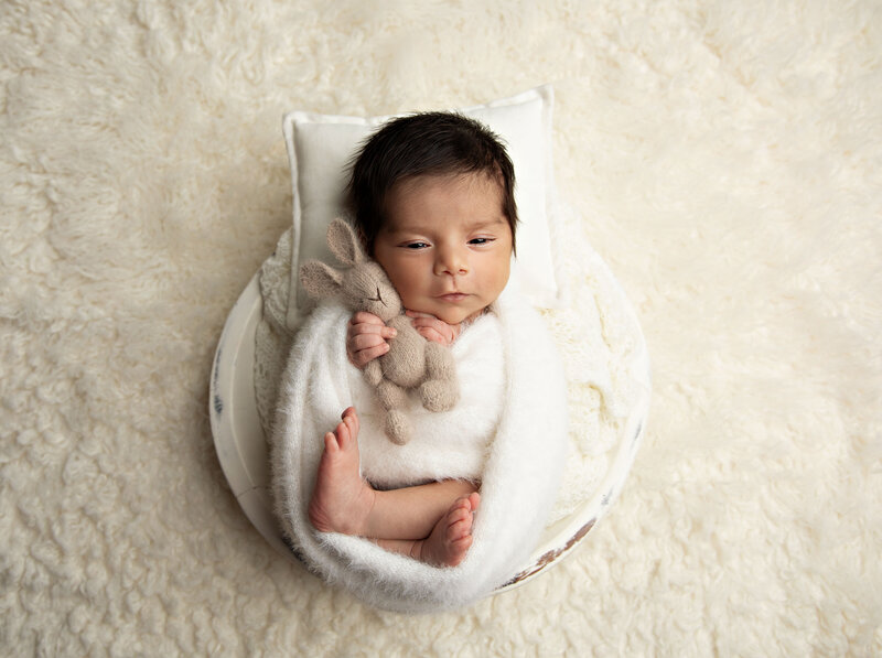 newbornbabyboynewfamilynewbabybestphotographertudiofamilybirthdaynewbornboyamilynewborngirlfirstbirthdayportraiturephotographystudioportraitsnewborngirlboyfamilyEvaMaganaPhotographychildphotographer (39 of 41)