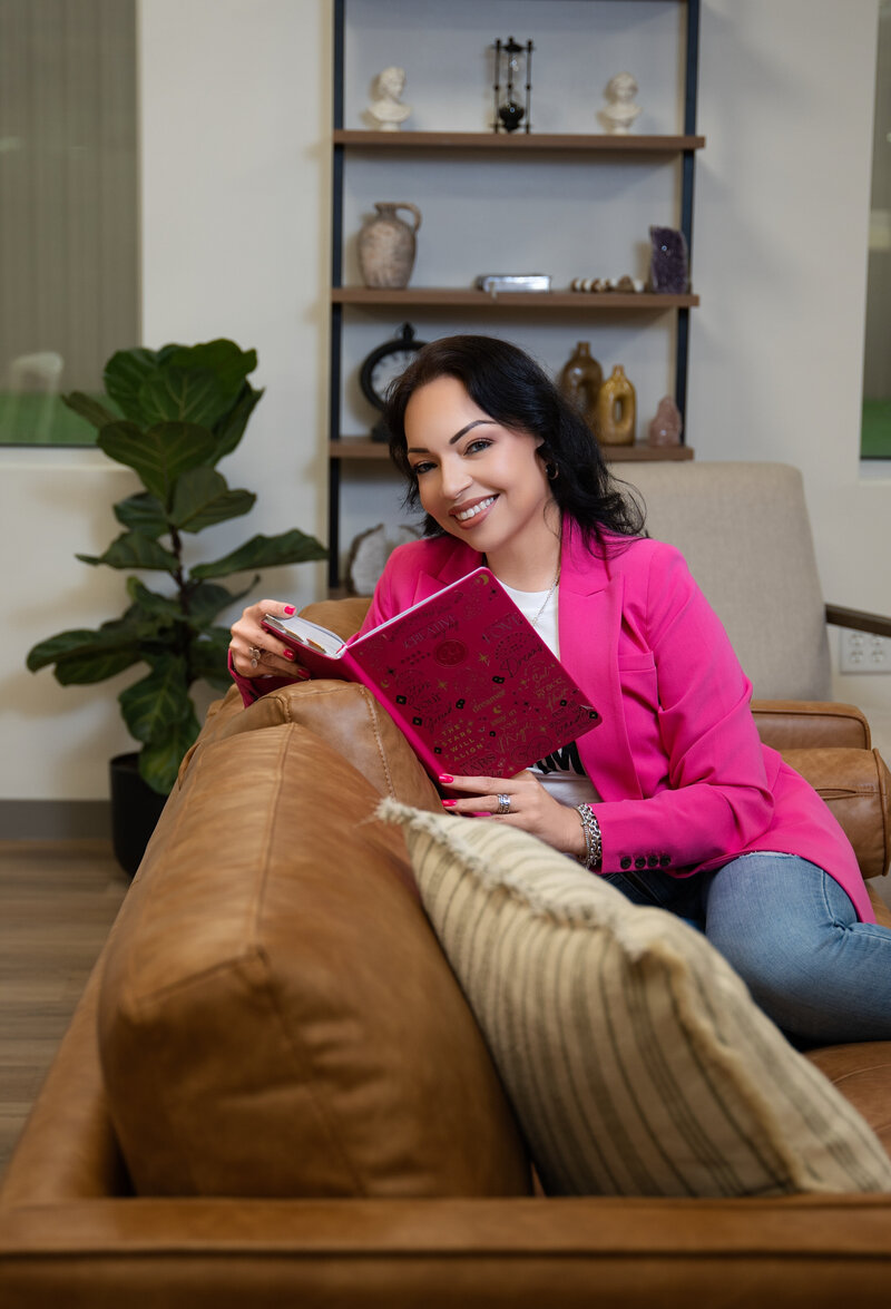 Relationship Coaching, Integrative Health Practitioner, Holistic Wellness, Life Coaching, Dating Coaching, Dating after 40