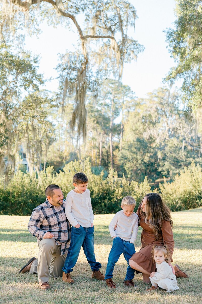 Palmetto-Bluff-Family-Session-Lamp-and-Light-Photography-2