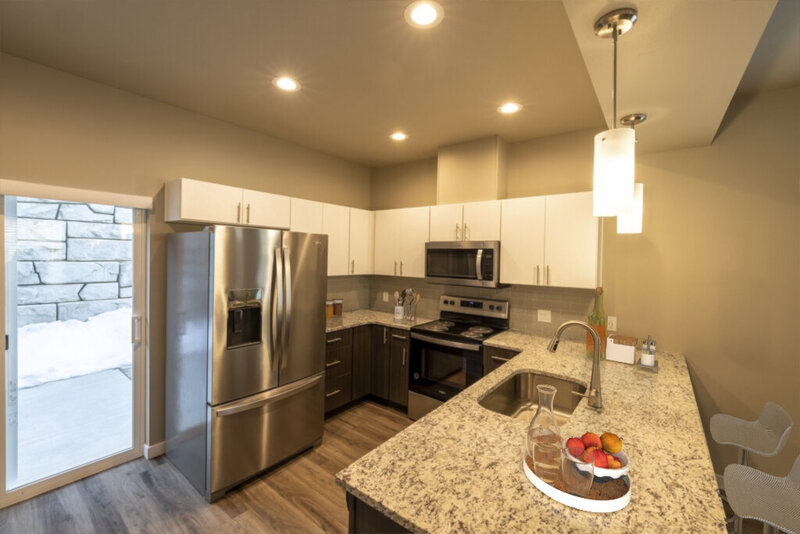 3bdrm - Kitchen