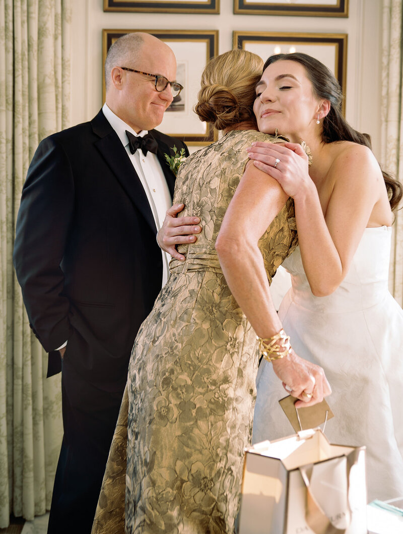 Timeless winter wedding at the iconic Hay-Adams hotel in Washington DC