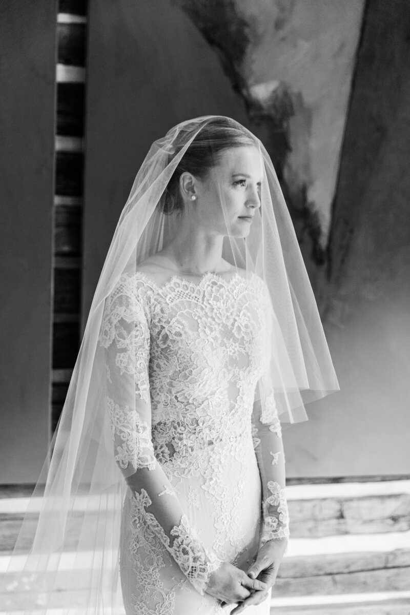 AbieLivesayPhotography-DuntonHotSpringsPhotographer-ElizabethCHristopher-Preview-37-2