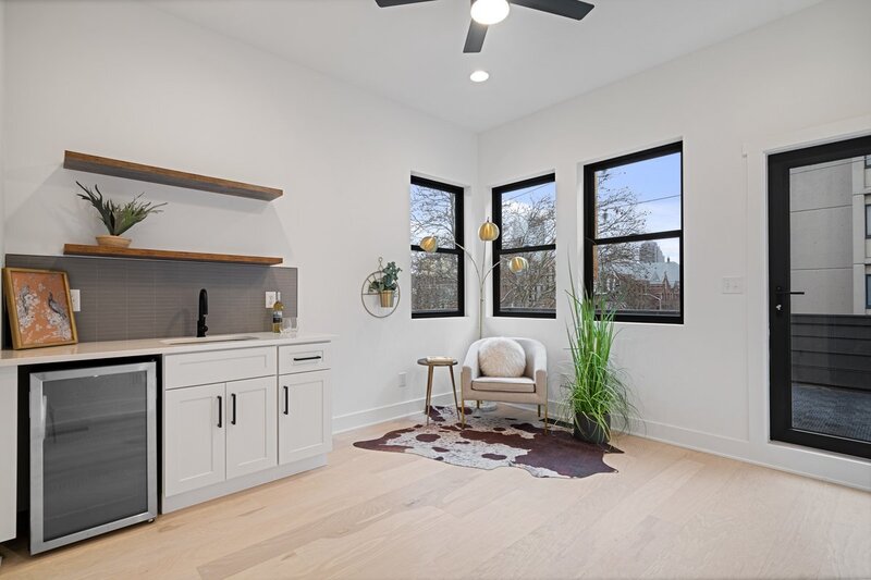 Realtors in Indianapolis, Indiana and Hamilton County, Indiana. Hamilton County Realtor. Indianapolis, Indiana Realtor. Boutique real estate brokerage, backed by builders.