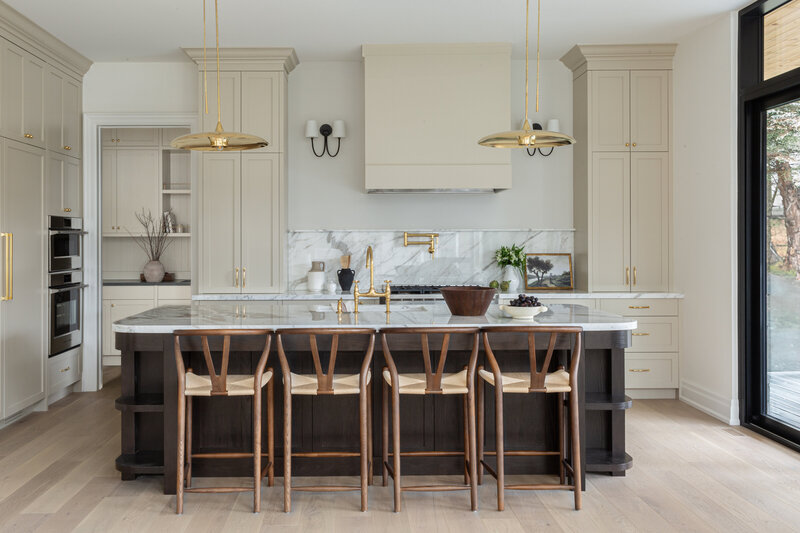 Poplar custom built kitchen gallery image