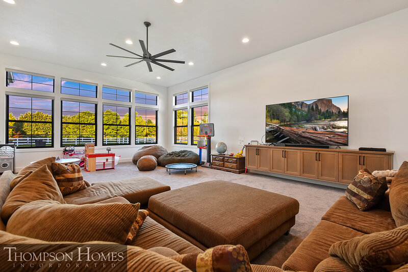 Thompson-Homes-Eastmere-Estate-Star-Idaho-Custom-Home-Builder-21