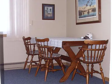 93a3da477da42498bd952d3e8777e5f8-cc_ft_384