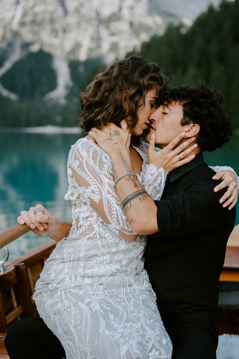 lago di braies italy elopement photographer