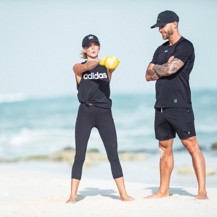 Paola Bernal, highly experienced functional nutritionist in San Miguel De Allende with a Master's and Doctorate degree, offering personalized, science-based nutrition plans for long-term health and wellness through EnForma.