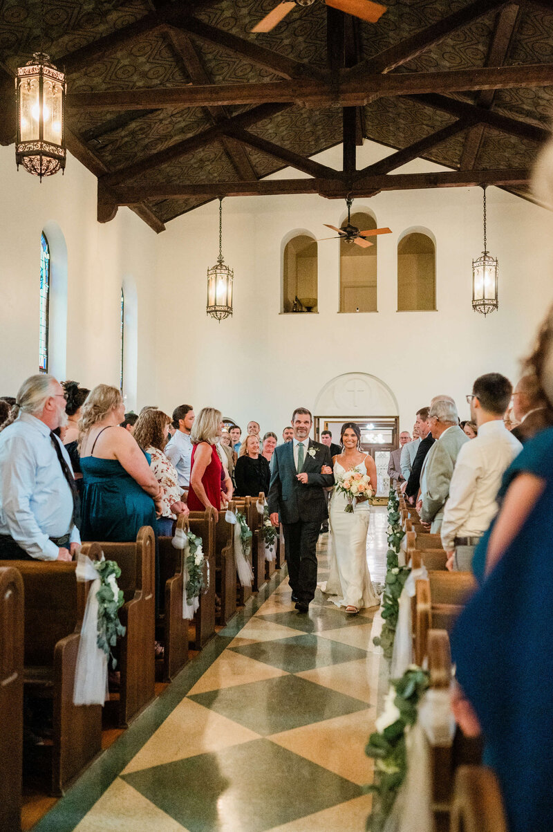 chapel-entrance-bride