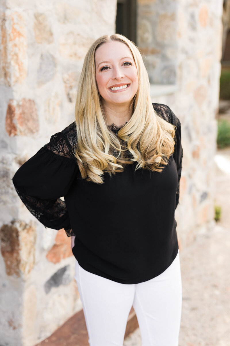 professional head shot of real estate agent