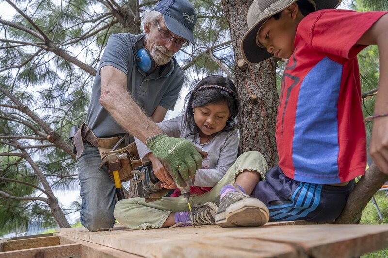 dayinthelife-familydocumentary-Guatemala-construction-1