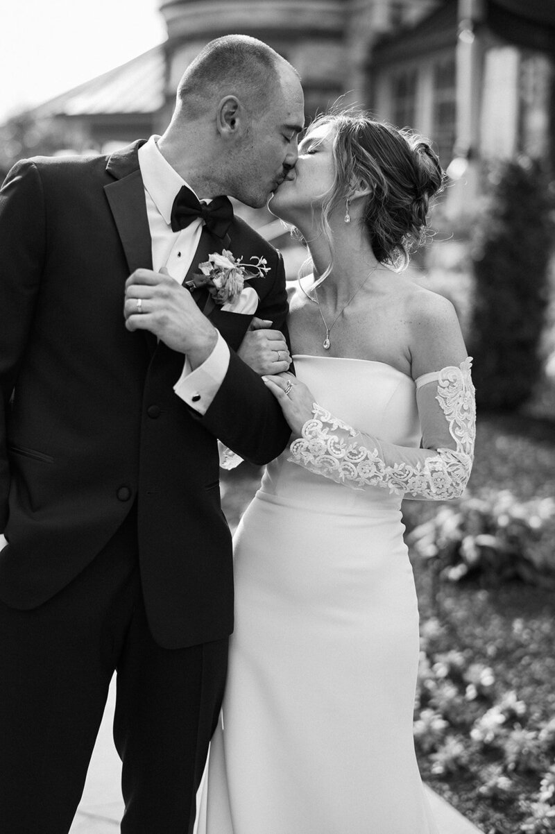 emily + alex - willows at ashcombe mansion wedding-975