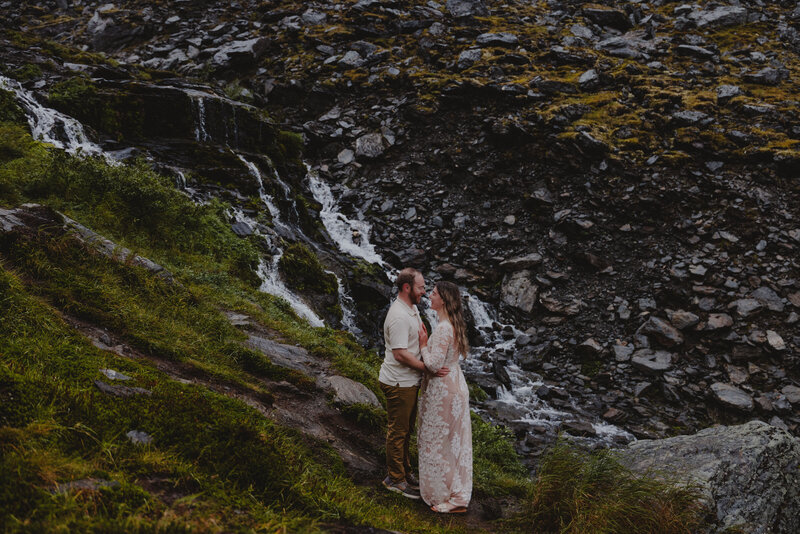 Alaska-Hatcher-Pass-Waterfall-Engagement-T&E_96