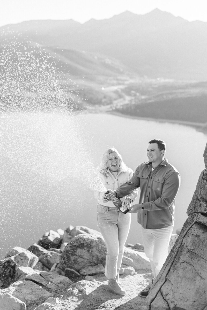 Breckenridge-Fall-Engagement-Photos-18