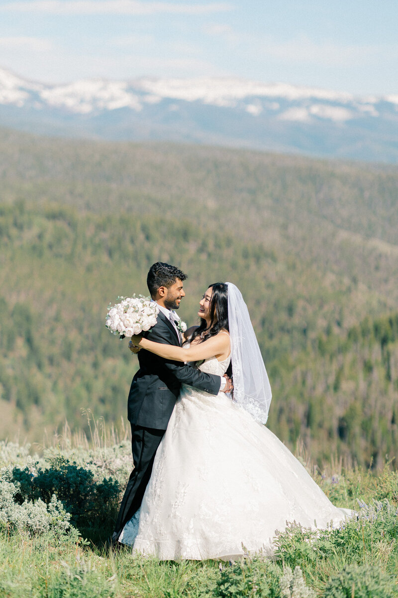 Granby-Ranch-Wedding-Photographer-12