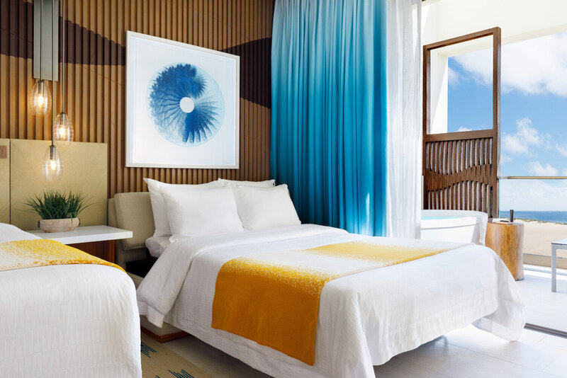 HRHLC - Deluxe Partial Ocean View - Sofa Bed