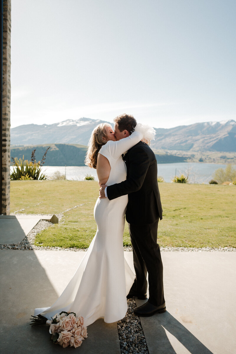 Melissa Clark Photography - Queenstown Photographer - Nicola & Matt Lake Hayes Wedding-370