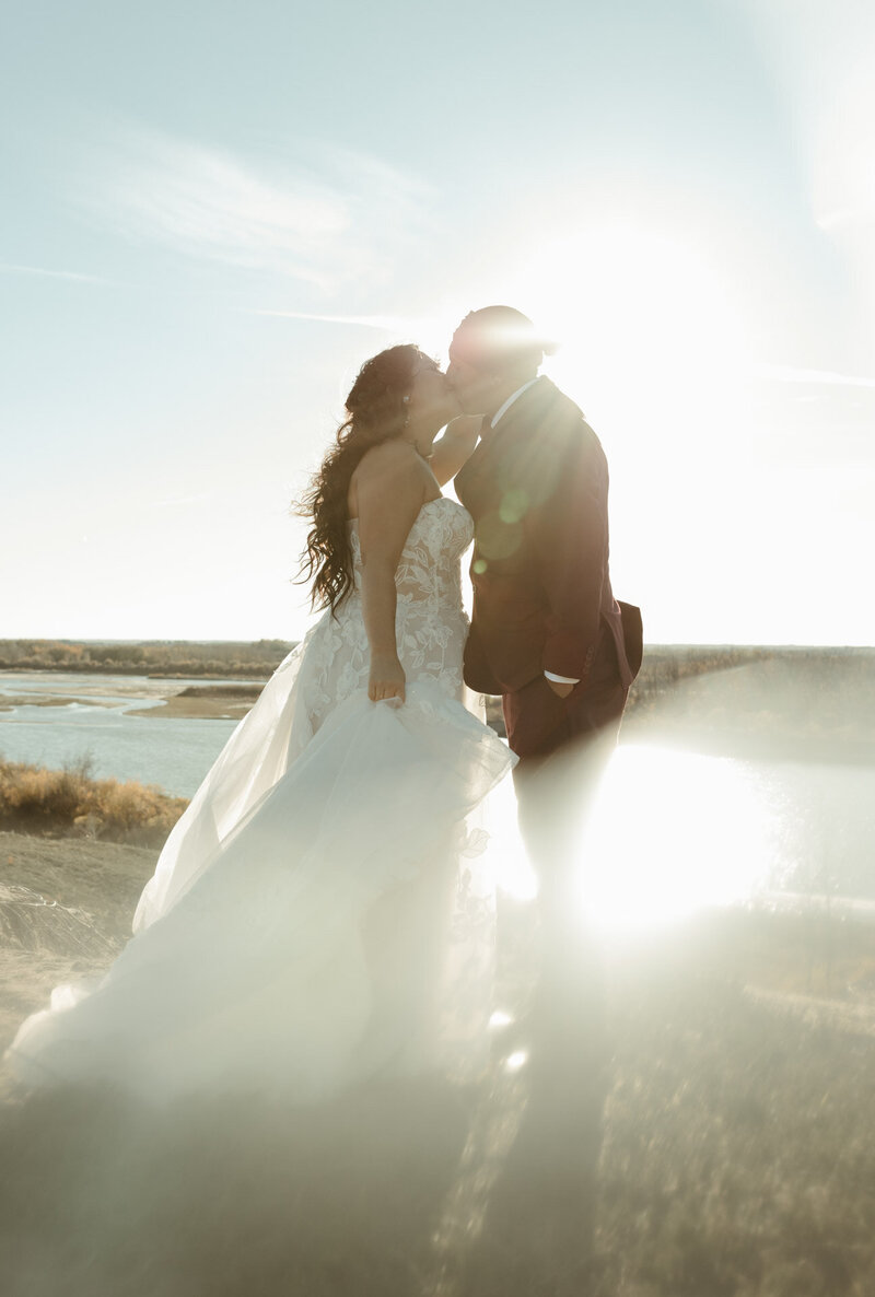 TheAvenueRoom_Wedding_Saskatoon_KaylaCassidyPhotography-58