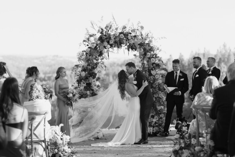 T+T_PREVIEW_KAYLAESPARZAPHOTOGRAPHY-245