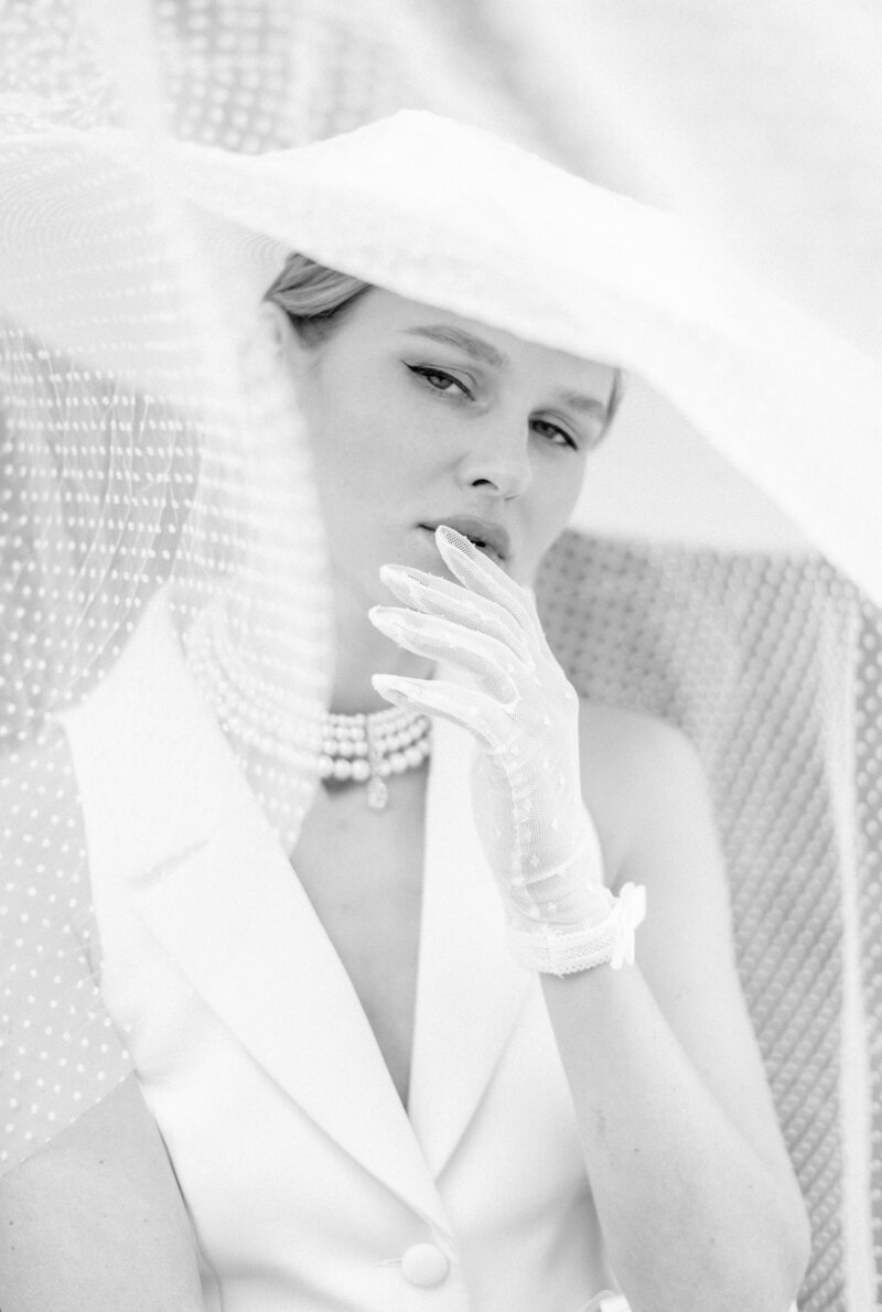 0005 Paris Wedding Ave de Camoens Editorial Fine Art La Louvre-Photography-by-Emma