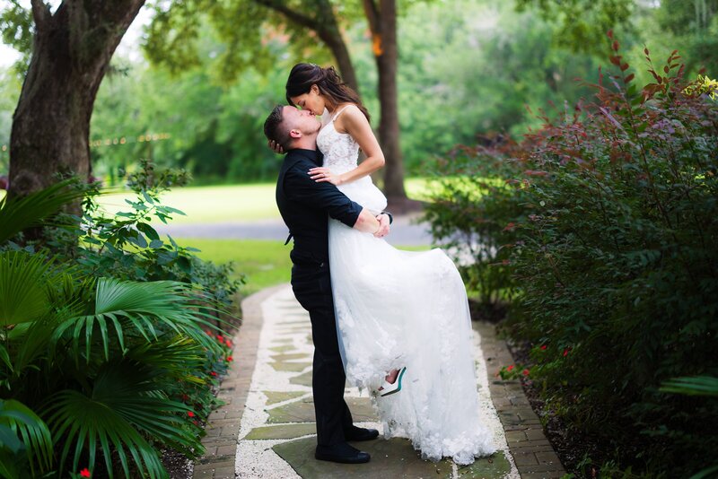 Kishimoto_Garland_Lavigne Wedding-391