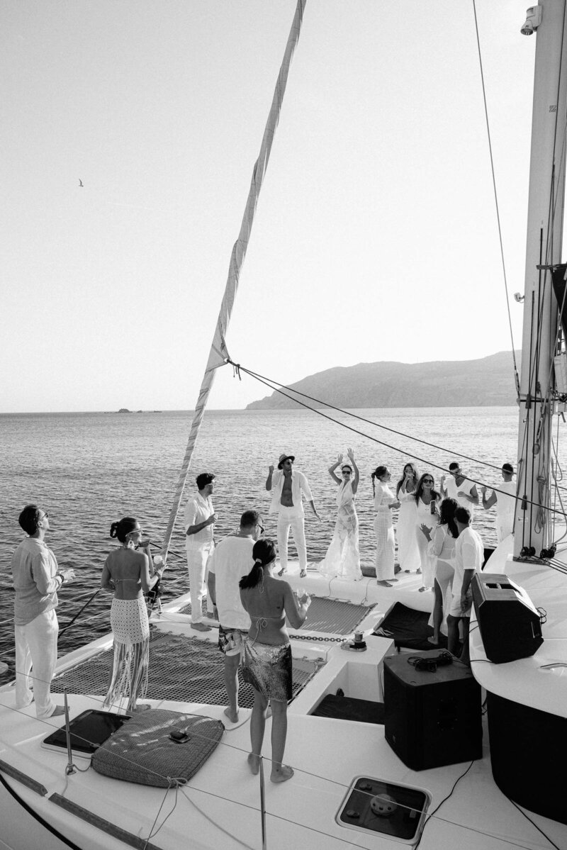pre wedding day boat mykonos greece 49