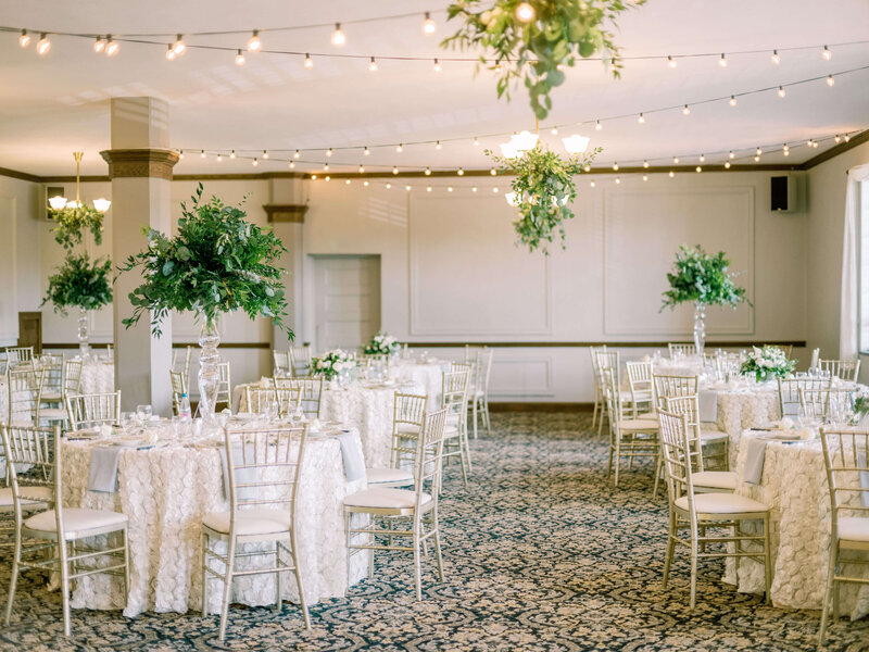 Gabriel-Ballroom-florals-2